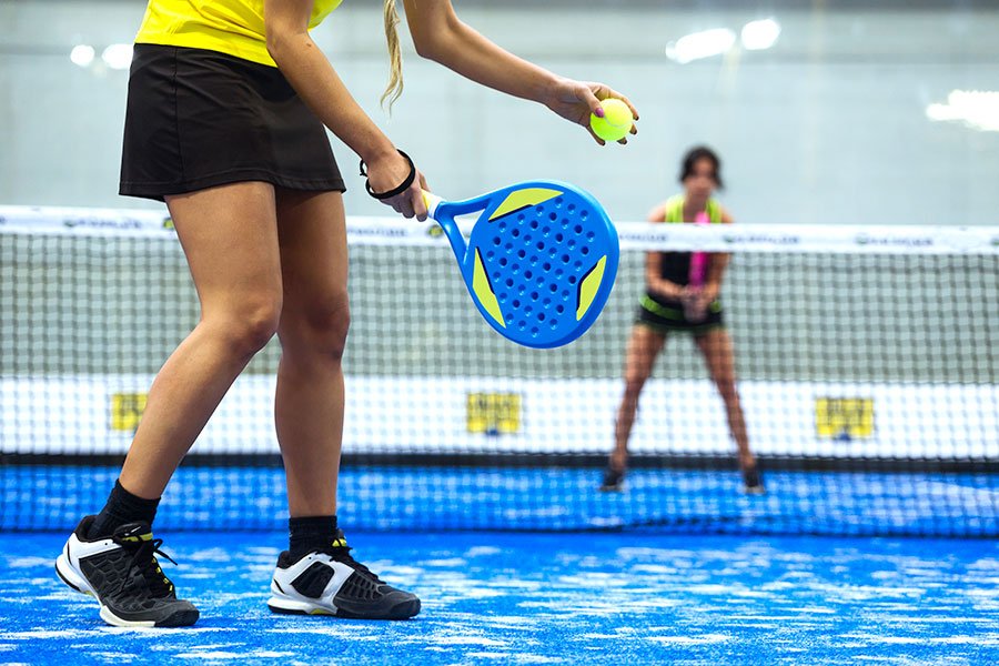 5 Tips Esenciales para Mejorar tu Juego de Padel